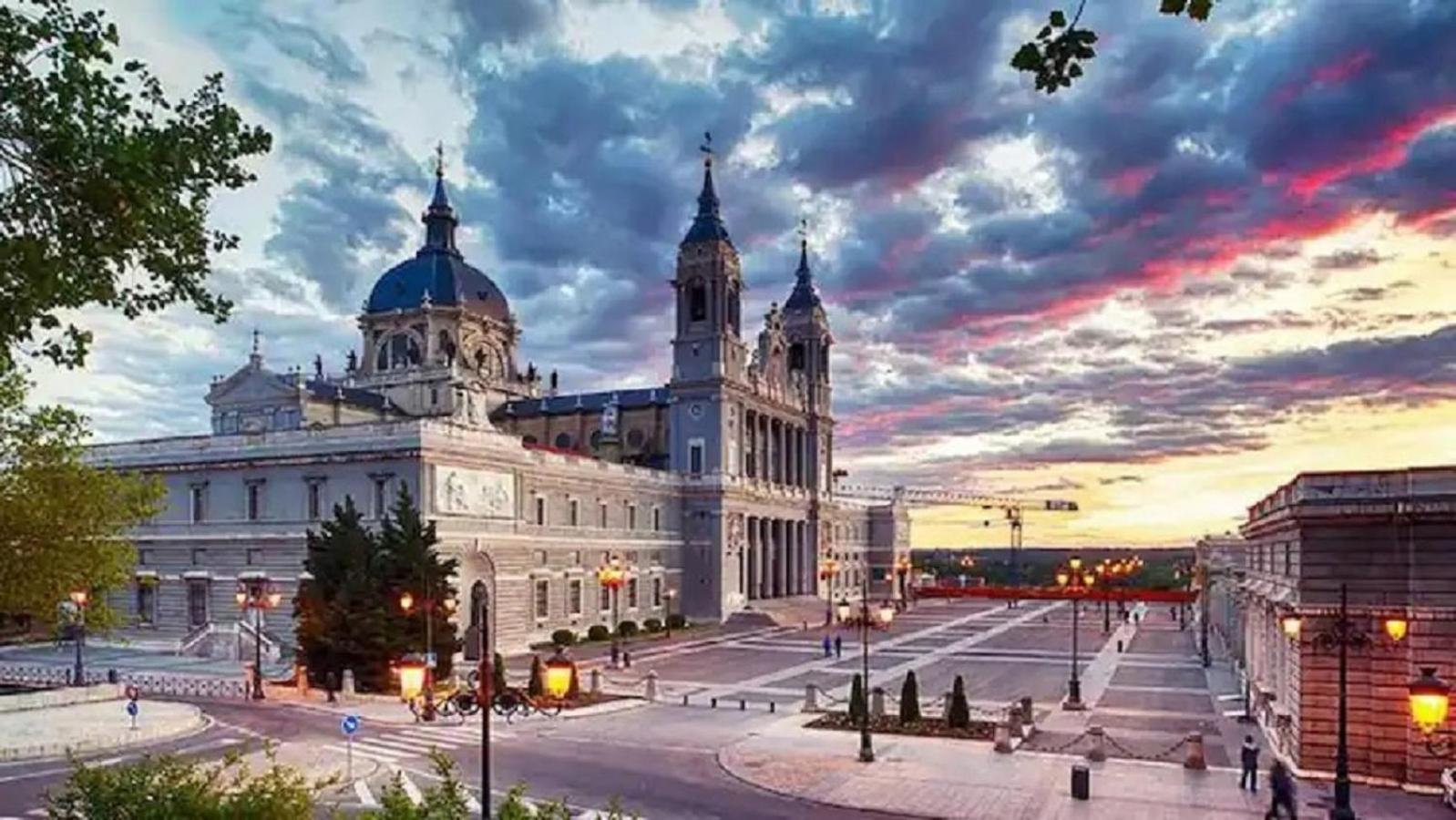Apartments Central Madrid - Q2Home Buitenkant foto